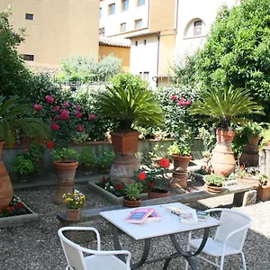 Alojamento de Acomodação e Pequeno-almoço Casa Per Ferie Regina Santo Rosario, Florença